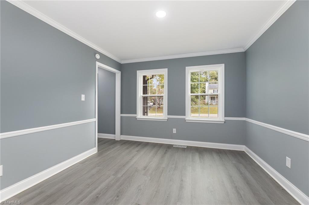 5476 Moravian Heights Lane