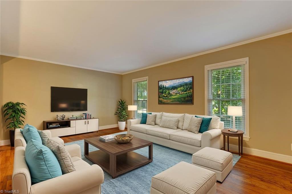 2416 Springwood Drive