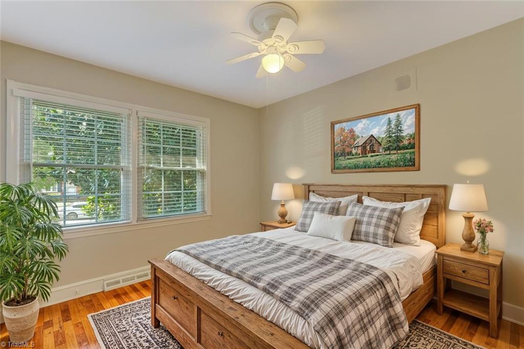 2416 Springwood Drive