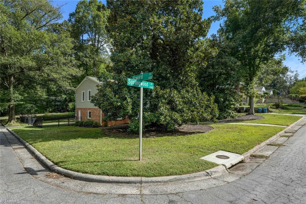 2416 Springwood Drive