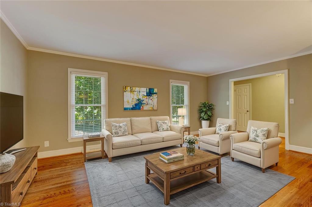 2416 Springwood Drive