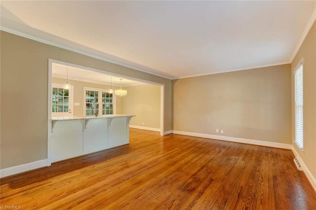 2416 Springwood Drive