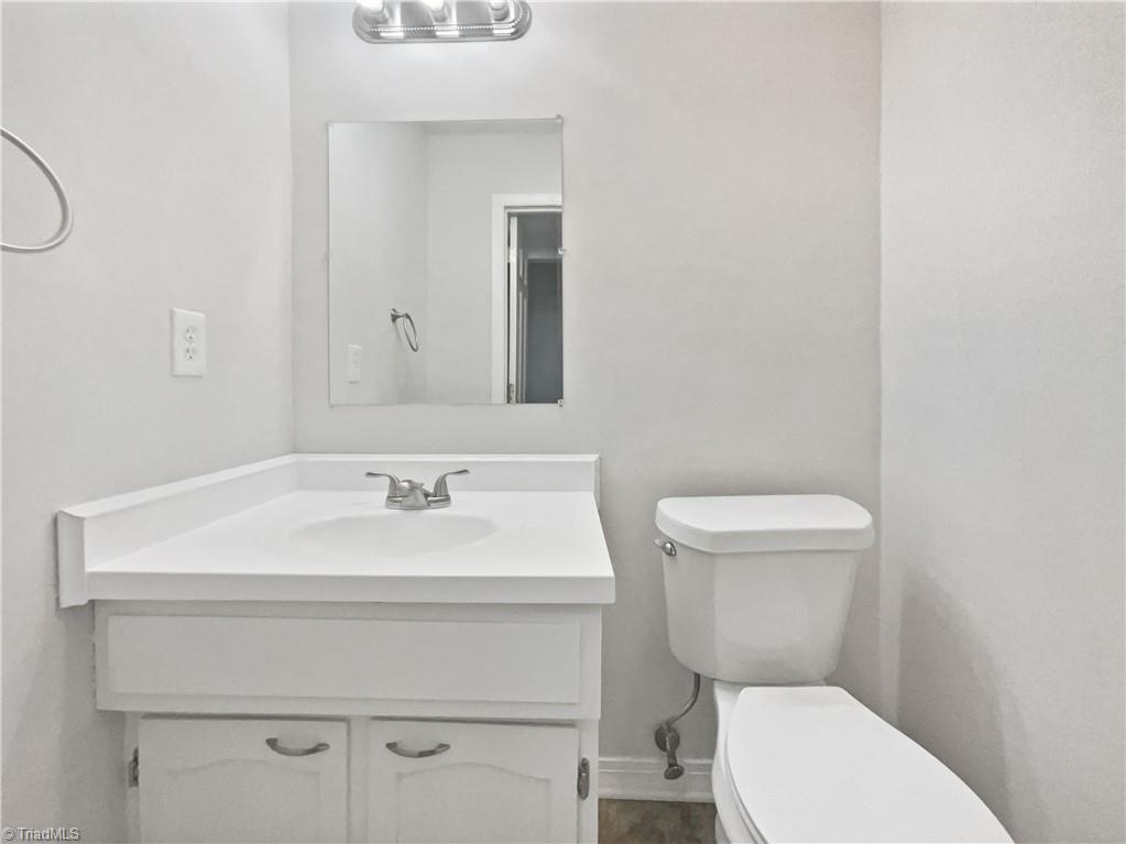 3219 Regents Park Lane # C