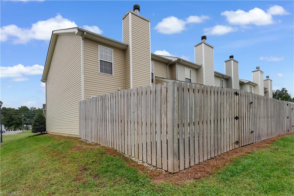 2015 Waterstone Lane