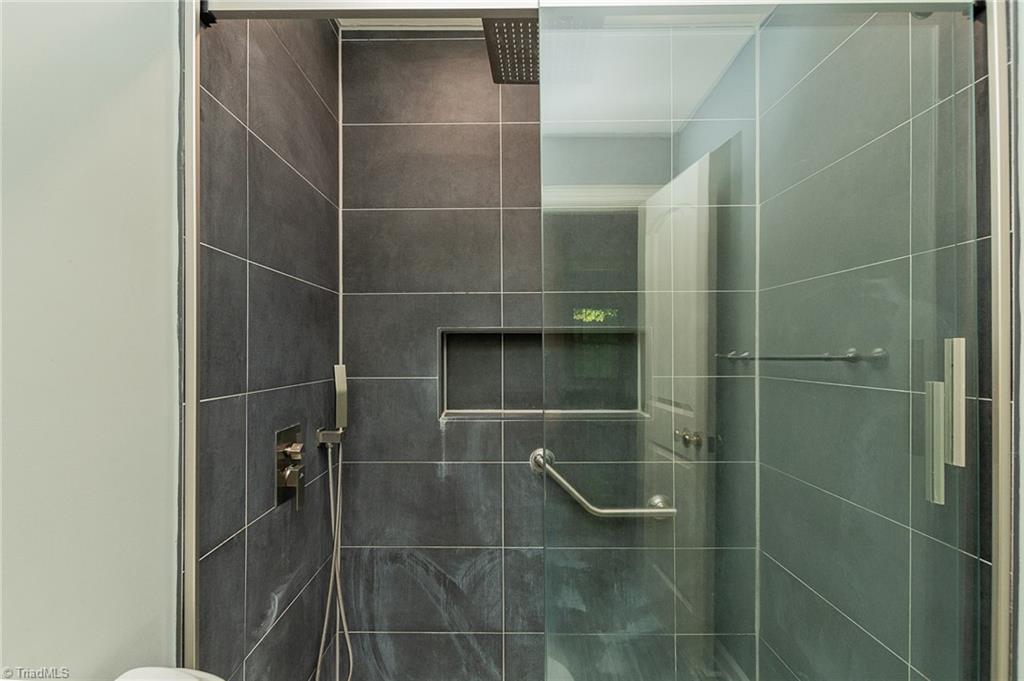 3318 Pine Valley Road