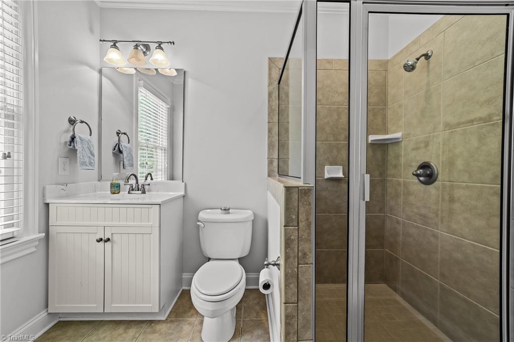 4304 Agliano Terrace