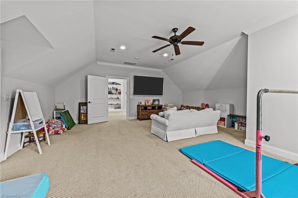 4304 Agliano Terrace