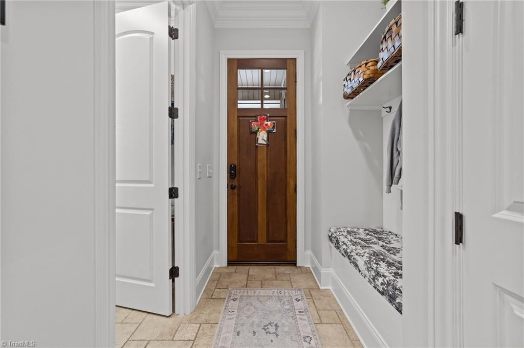 4304 Agliano Terrace