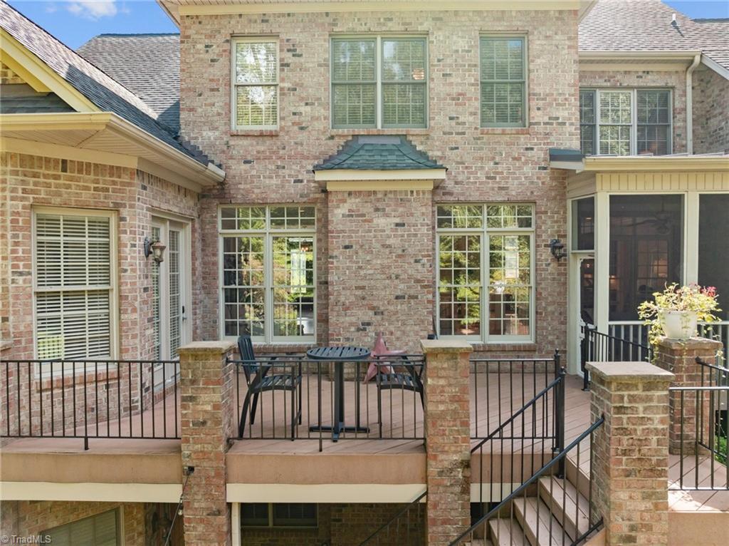 4304 Agliano Terrace