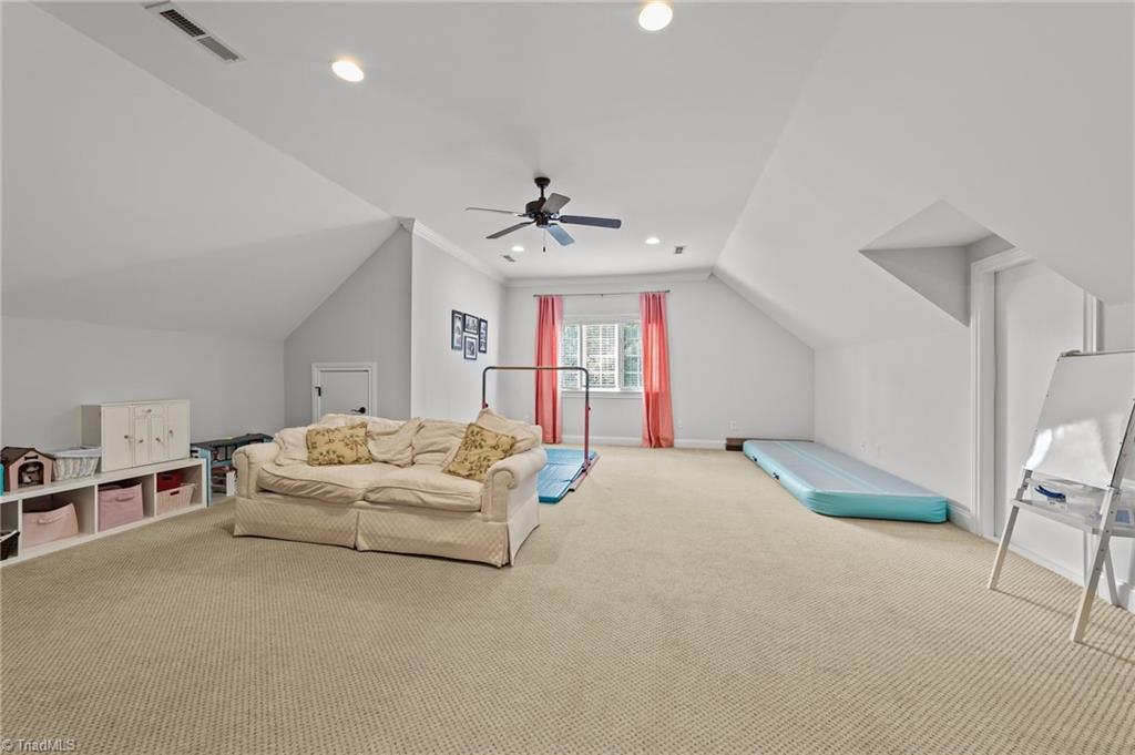 4304 Agliano Terrace