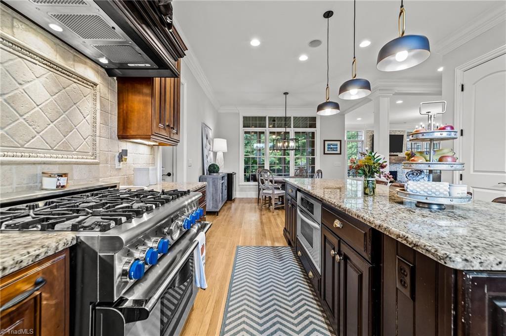 4304 Agliano Terrace