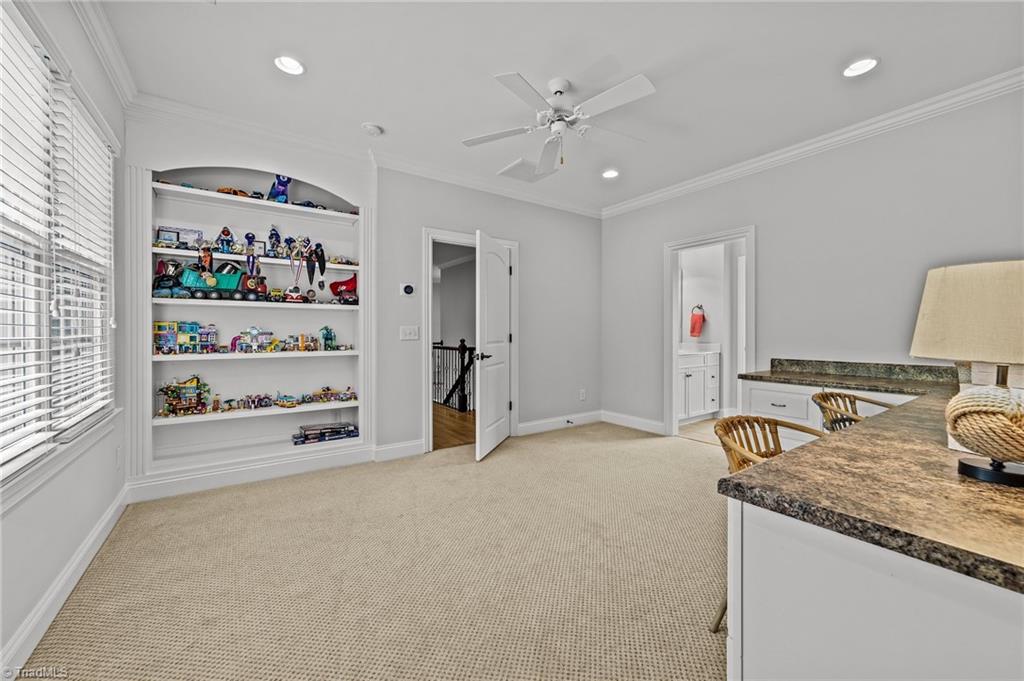 4304 Agliano Terrace