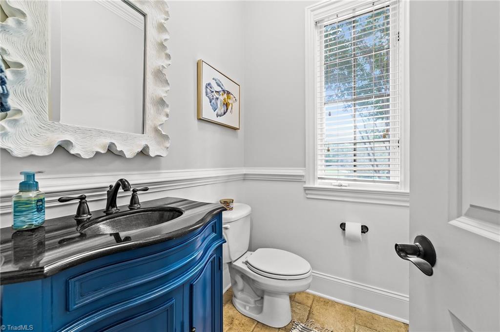 4304 Agliano Terrace