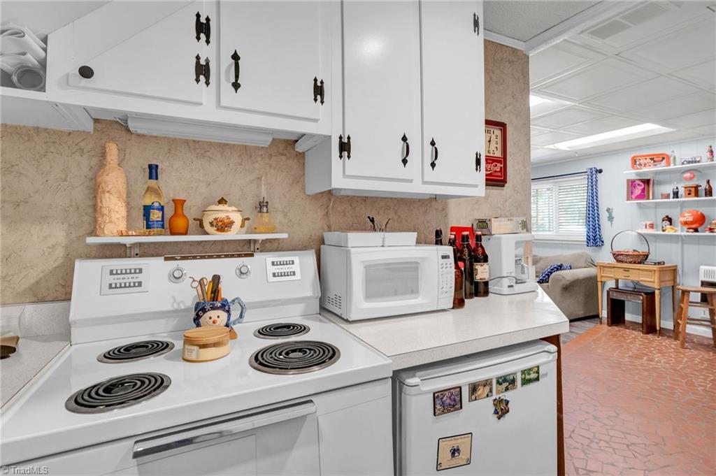 102 Forestdale Drive