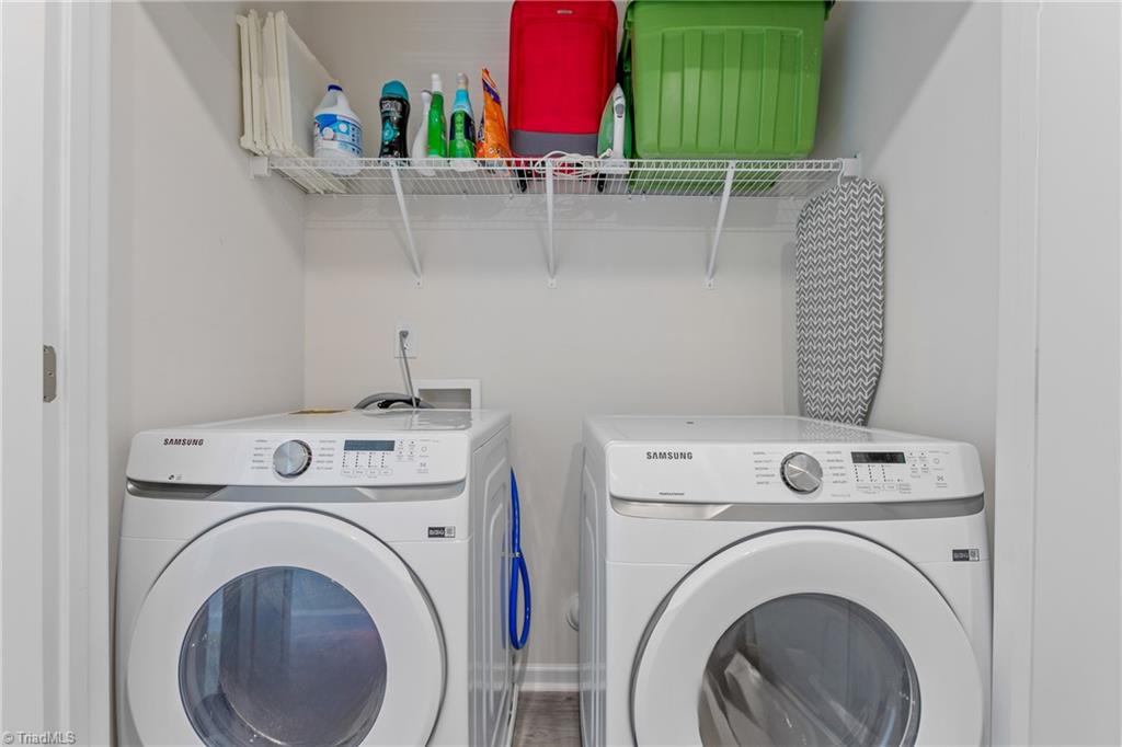 1109 Evelynnview Lane