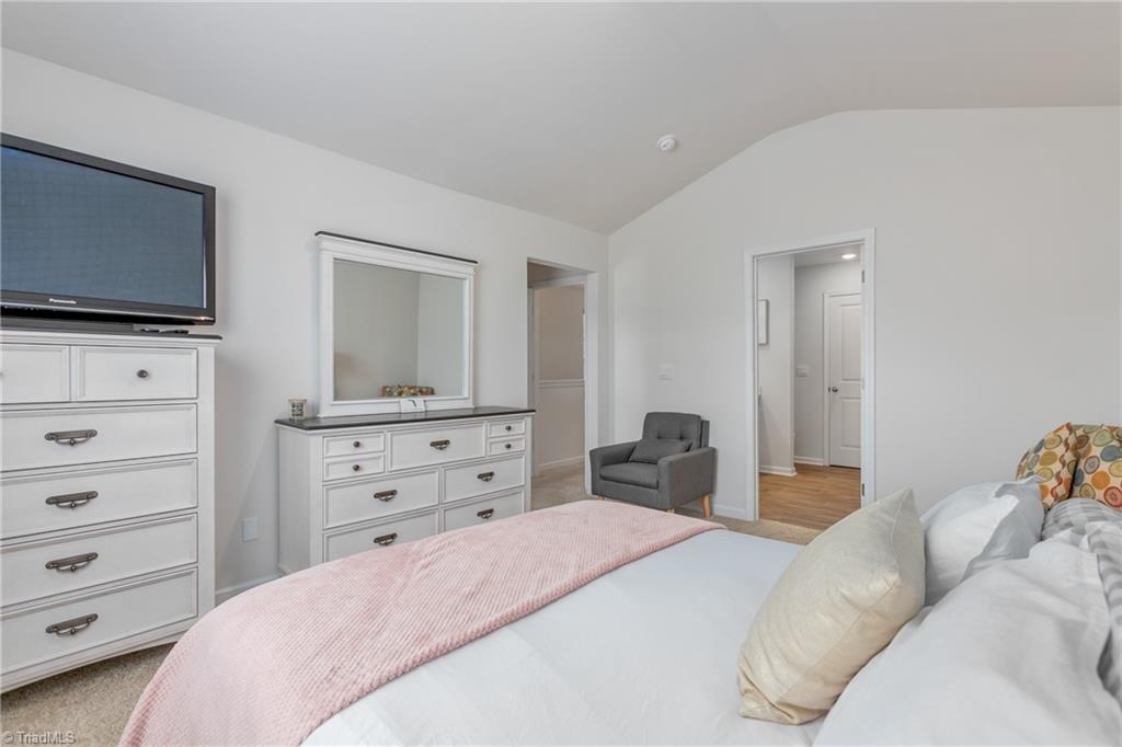 1109 Evelynnview Lane