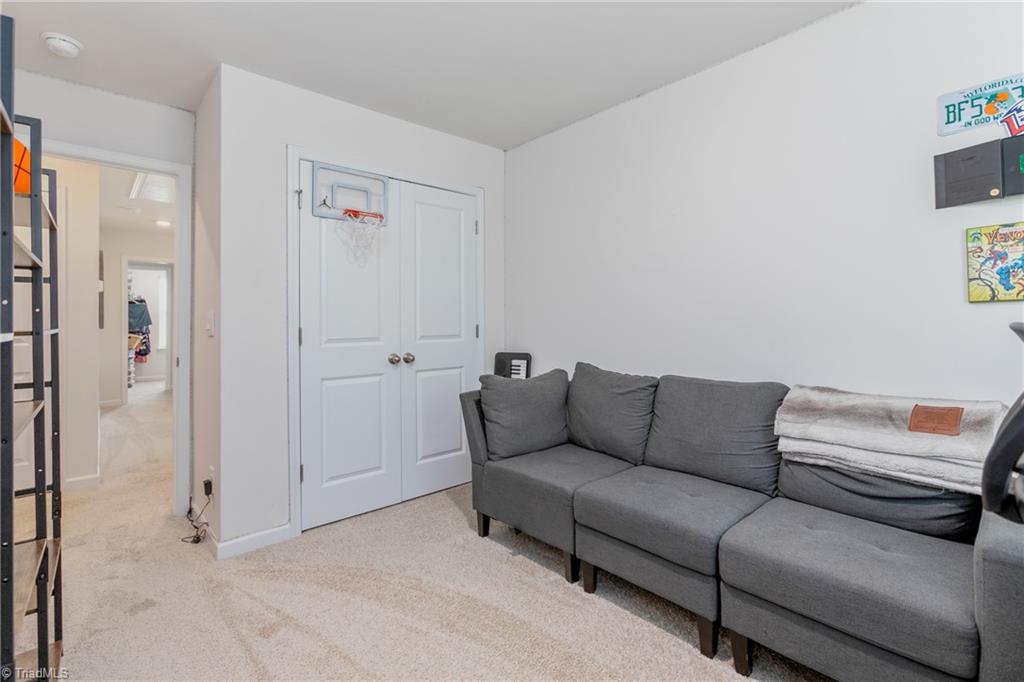 1109 Evelynnview Lane