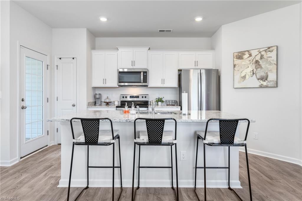 1109 Evelynnview Lane