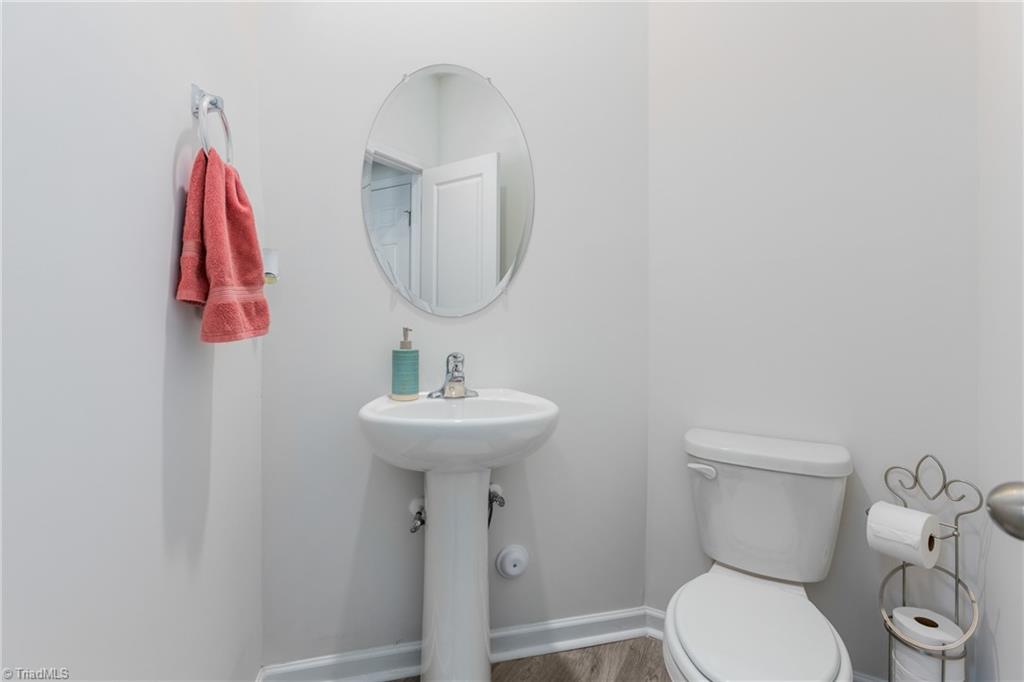 1109 Evelynnview Lane