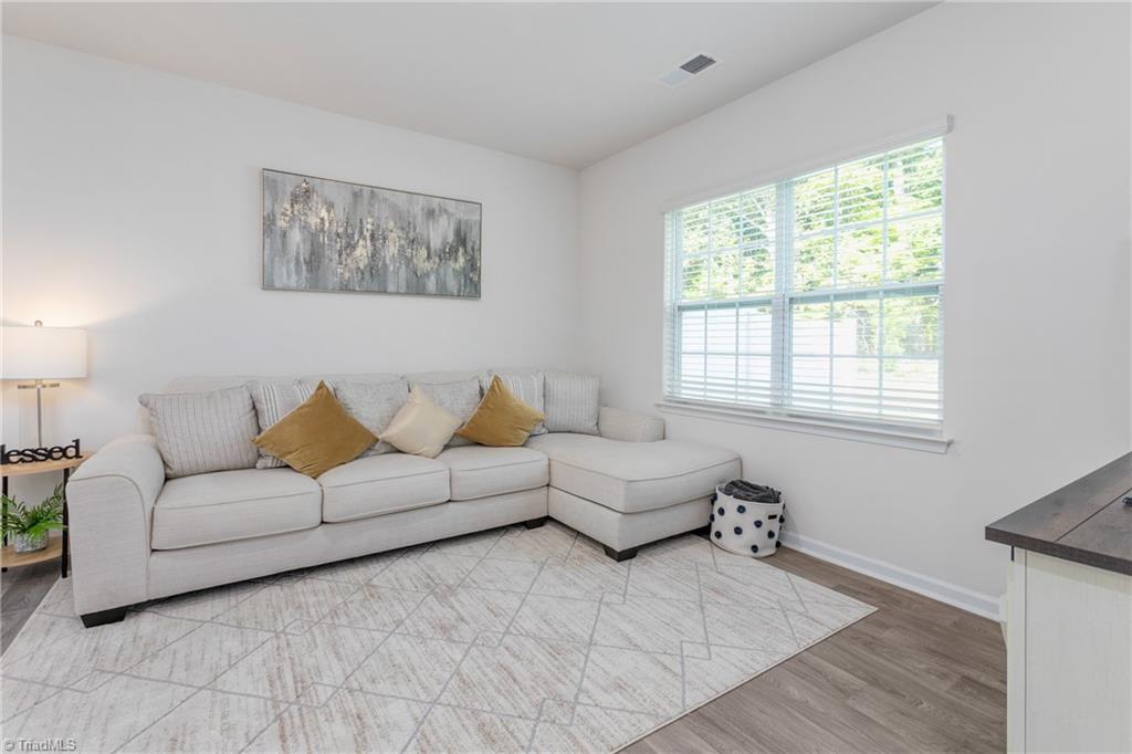 1109 Evelynnview Lane