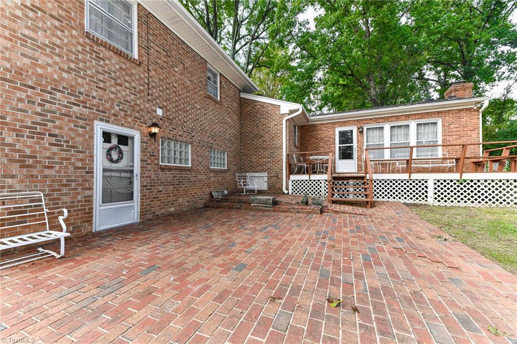 2704 Holly Drive