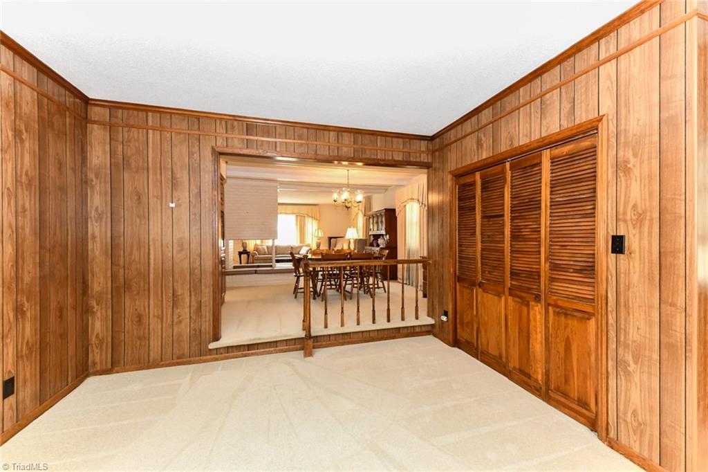 2704 Holly Drive