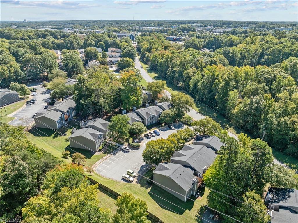 729 Shelby Drive # B