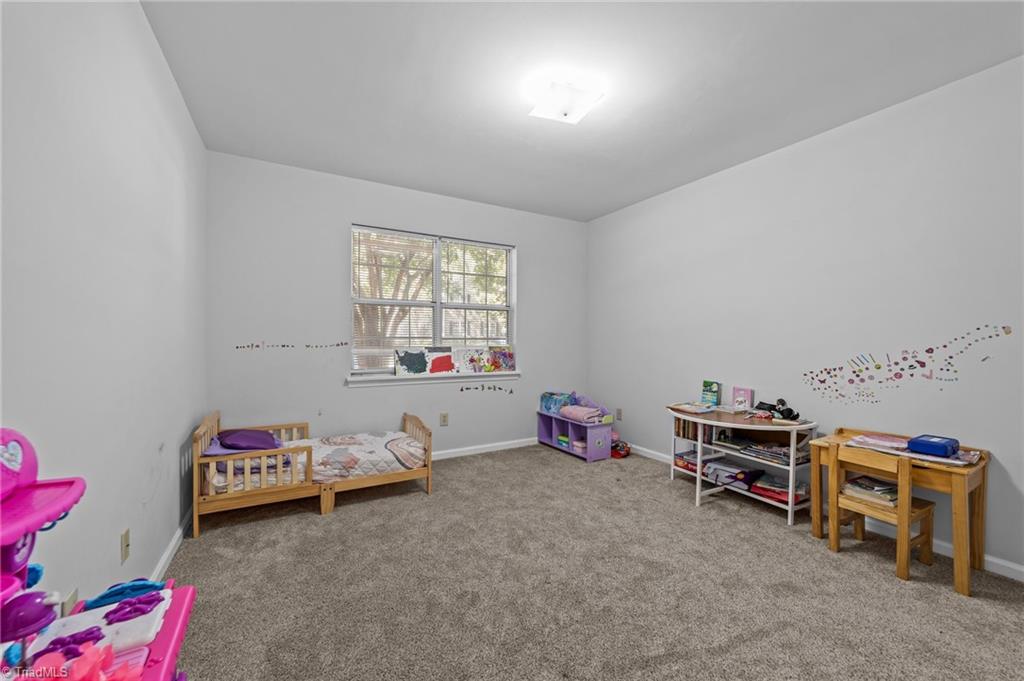 729 Shelby Drive # B