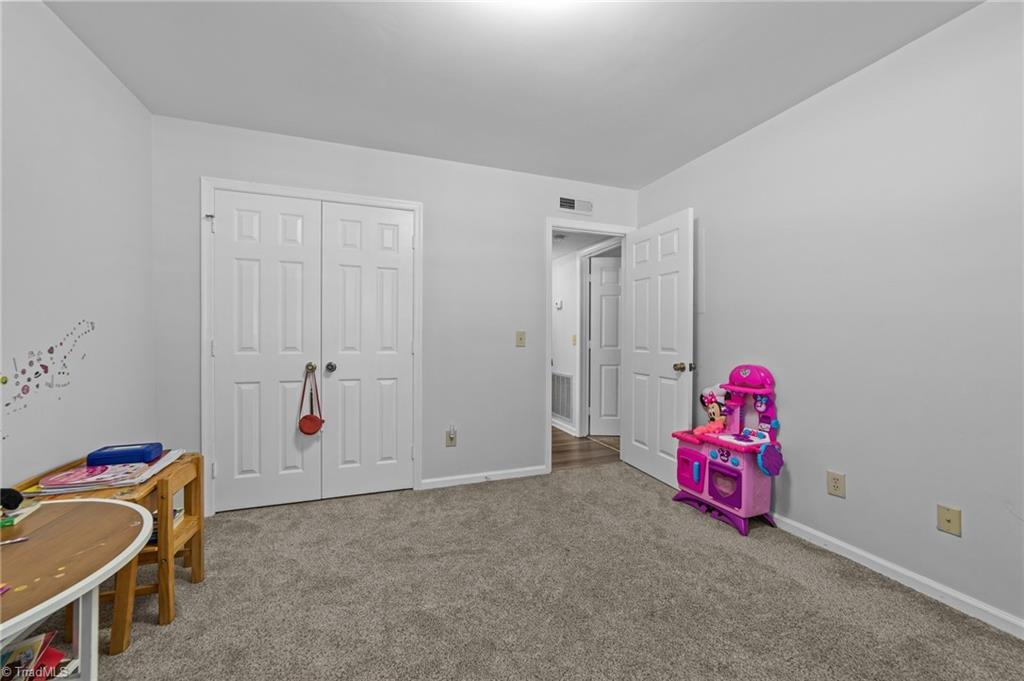 729 Shelby Drive # B