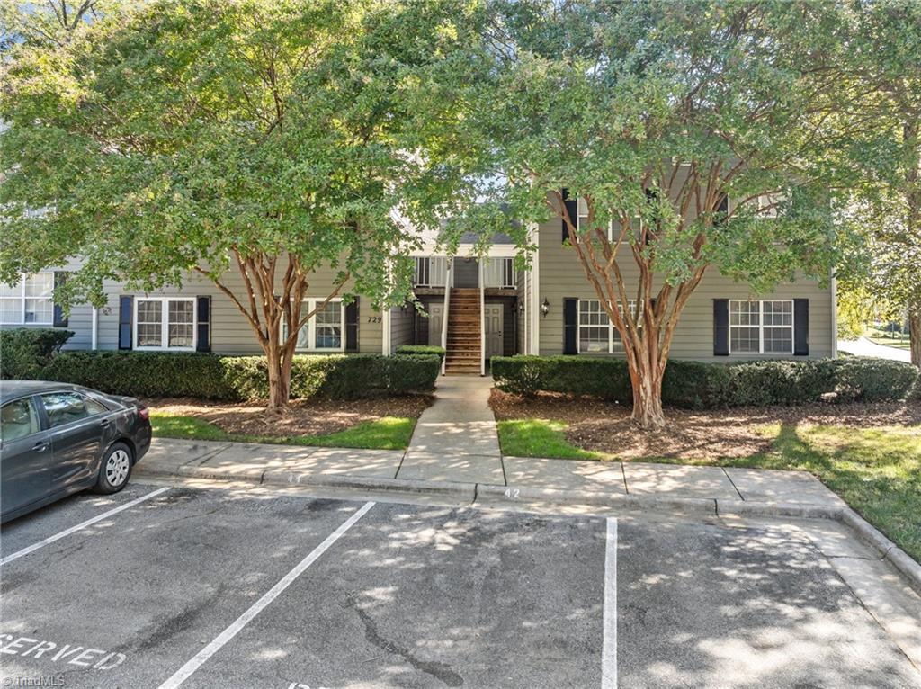 729 Shelby Drive # B