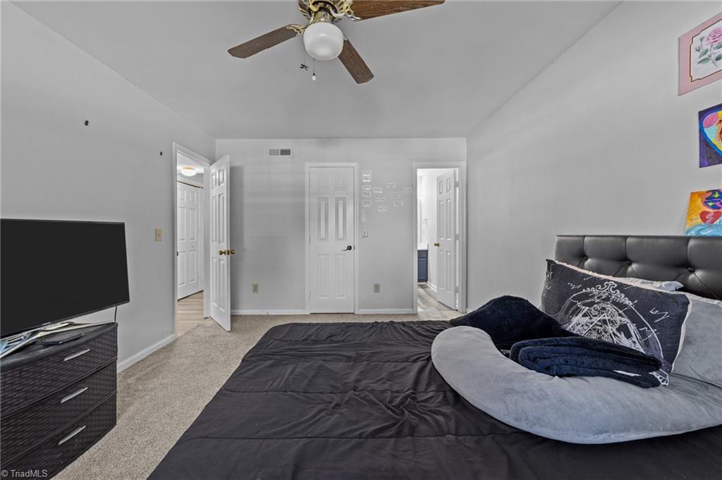 729 Shelby Drive # B