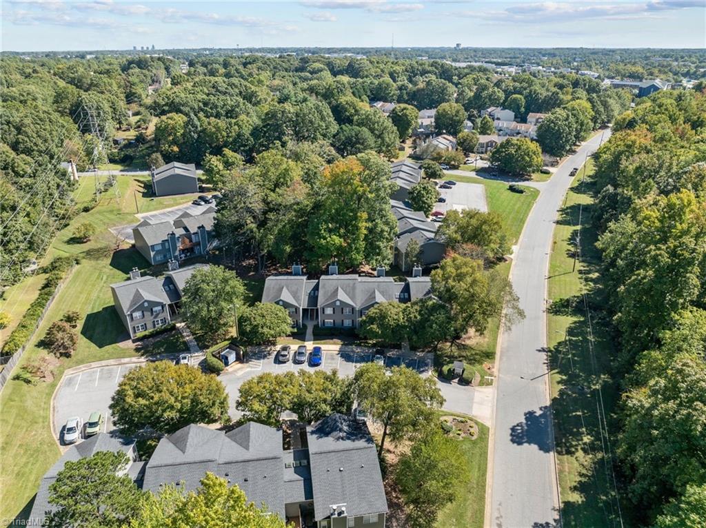 729 Shelby Drive # B