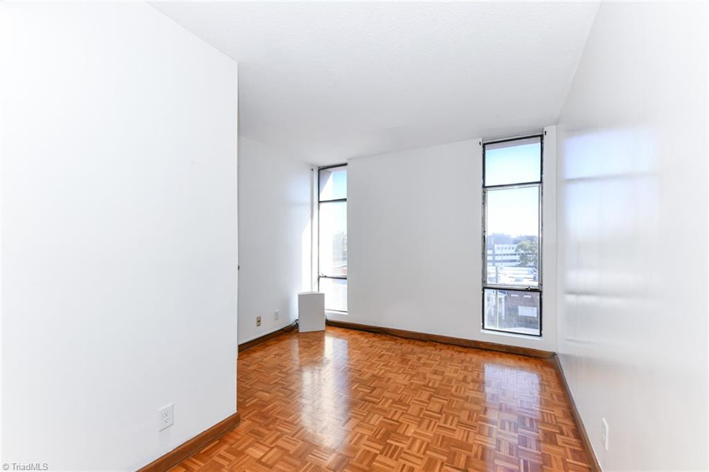 1101 N Elm Street # 508