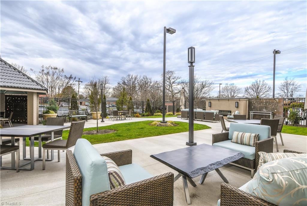 1101 N Elm Street # 508