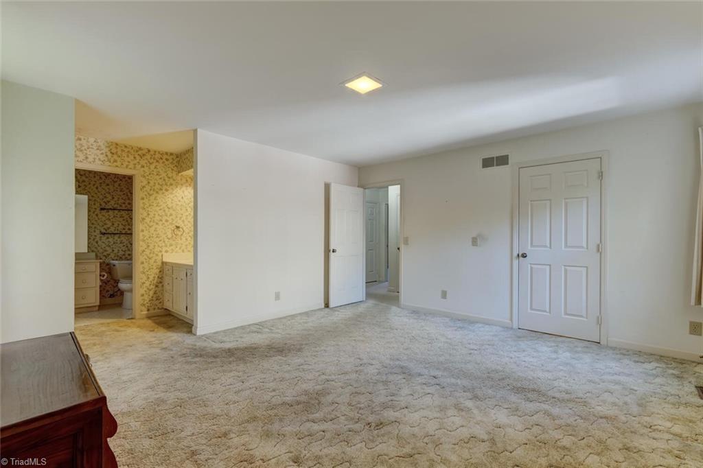 1712 Chesapeake Drive