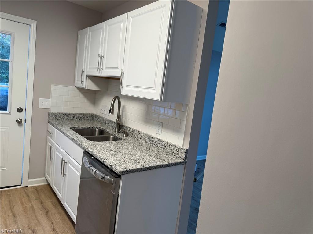 1028 Meadowbrook Boulevard