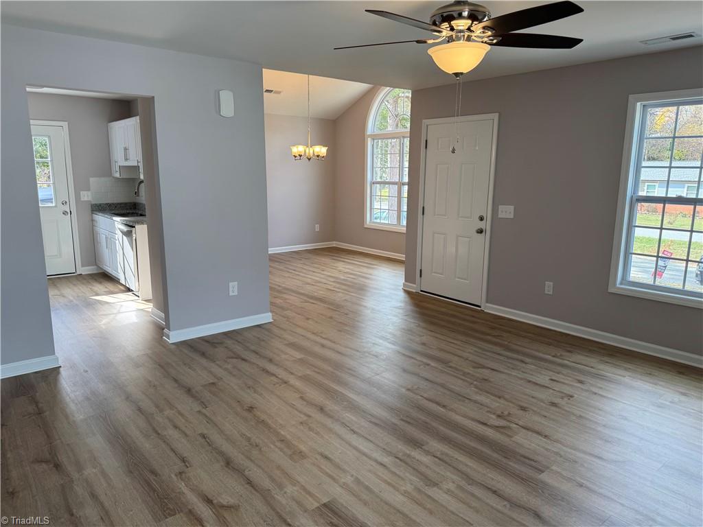 1028 Meadowbrook Boulevard