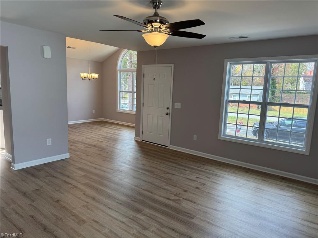 1028 Meadowbrook Boulevard