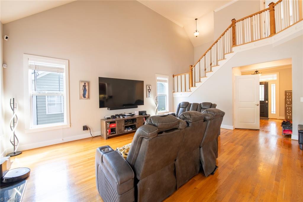 1826 Buxton Way