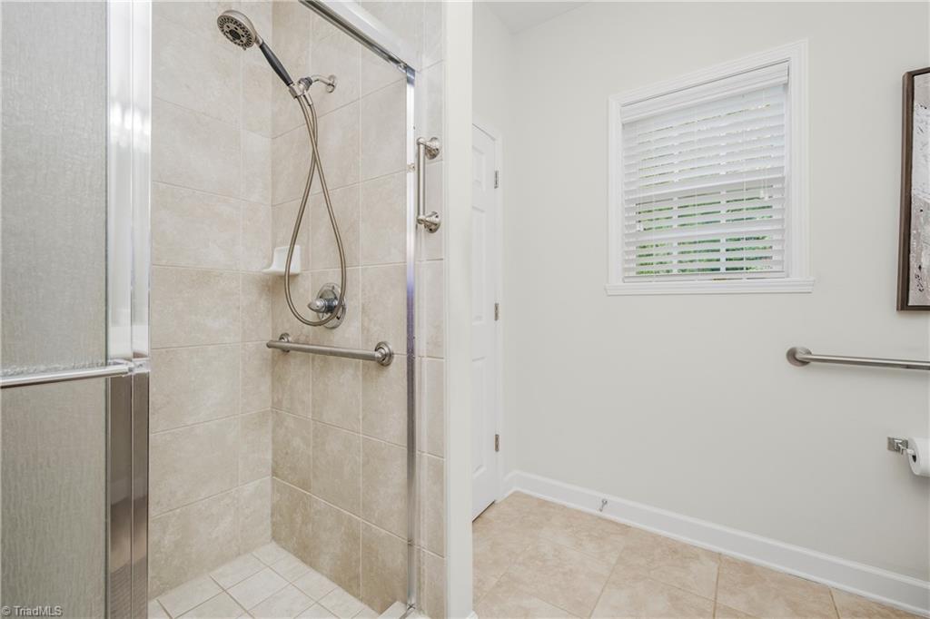 5726 Woodside Forest Trail