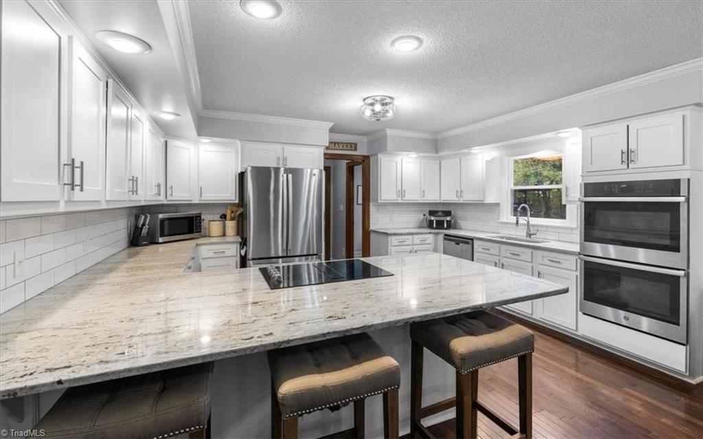 2420 Farm Gate Road