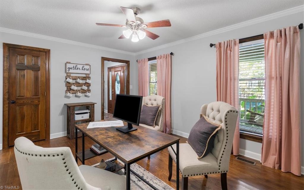 2420 Farm Gate Road