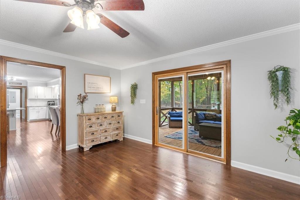 2420 Farm Gate Road