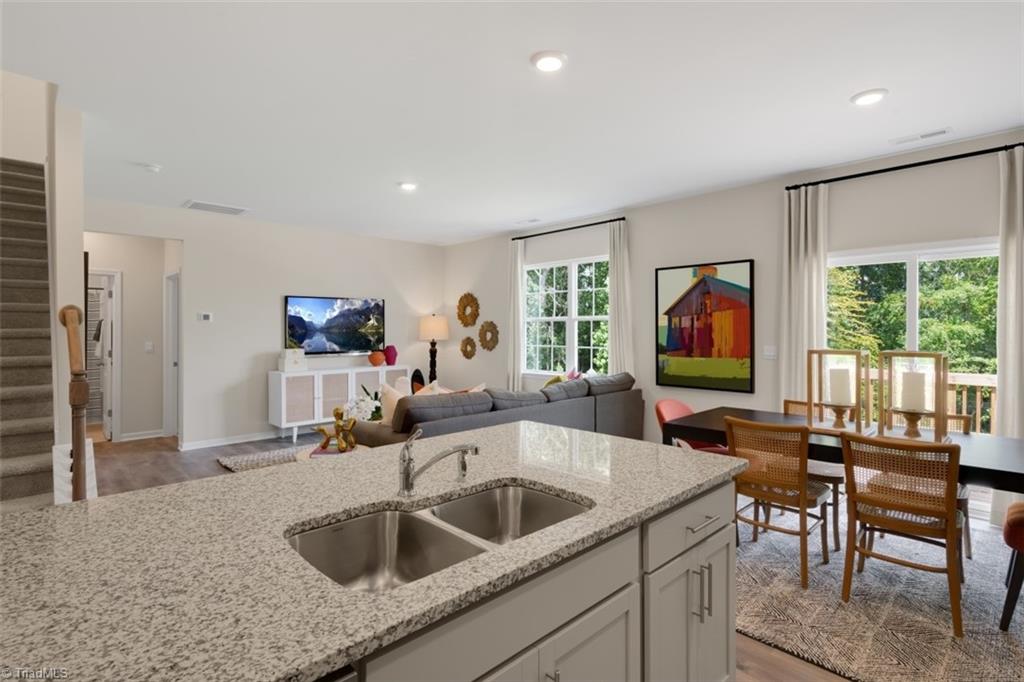 6552 Clark Creek Trail