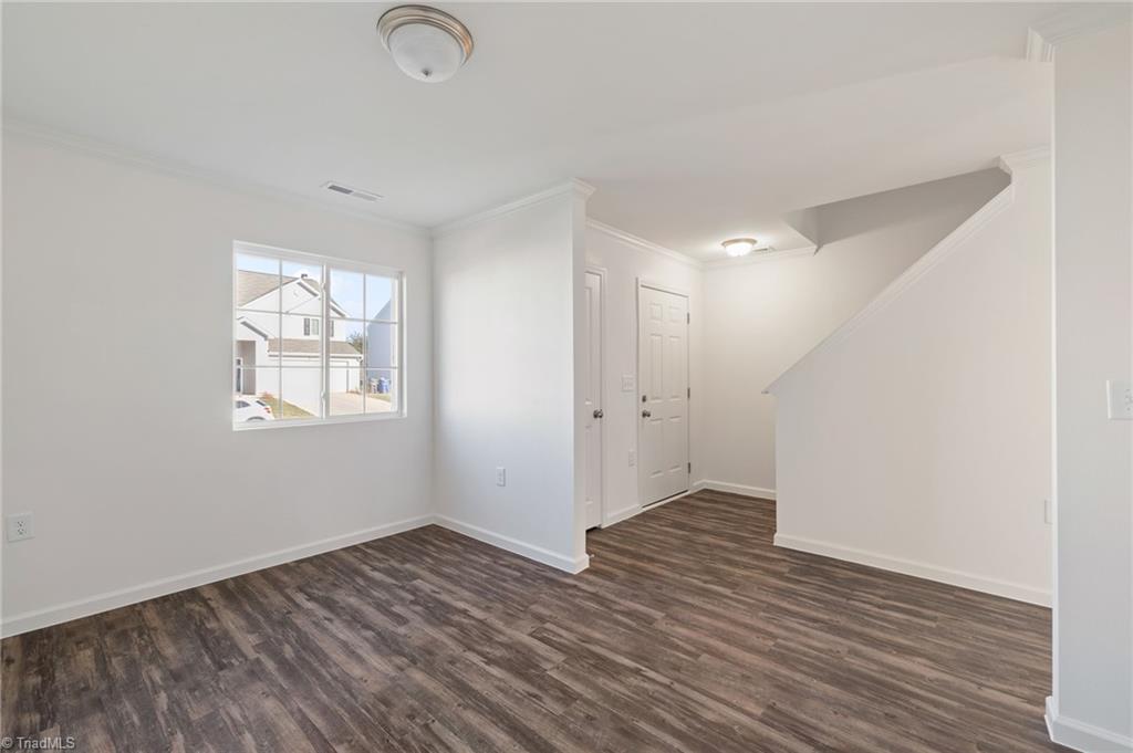 719 Brampton Drive, McLeansville