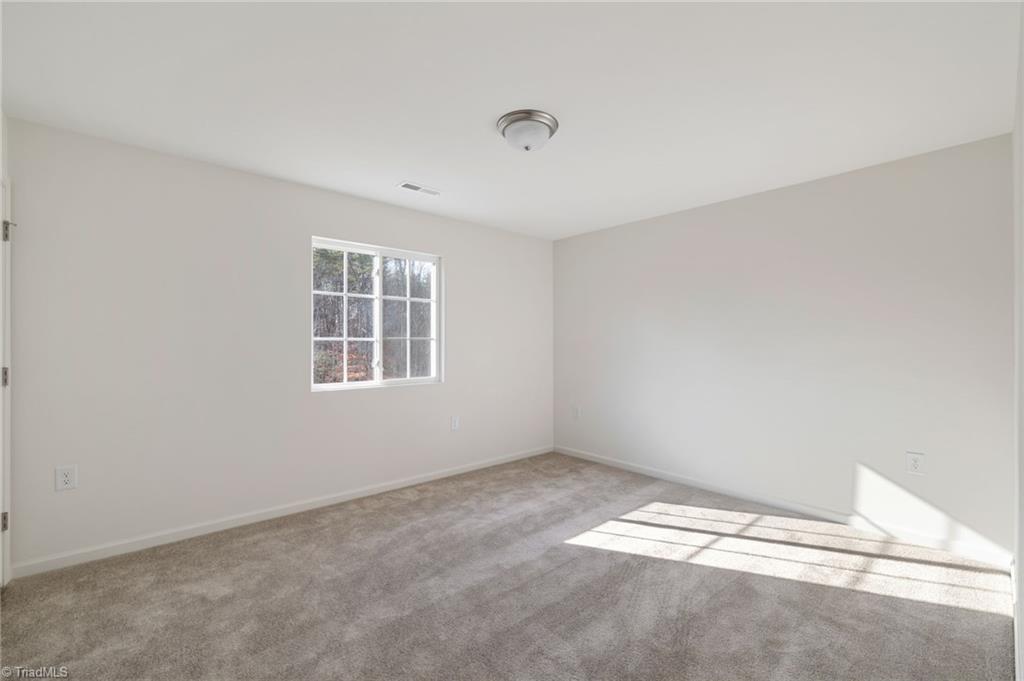 719 Brampton Drive, McLeansville