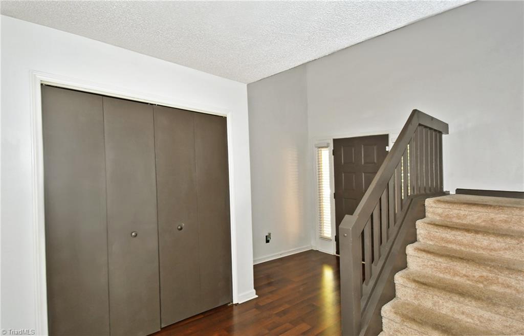 50 Carrisbrooke Lane, Winston-Salem