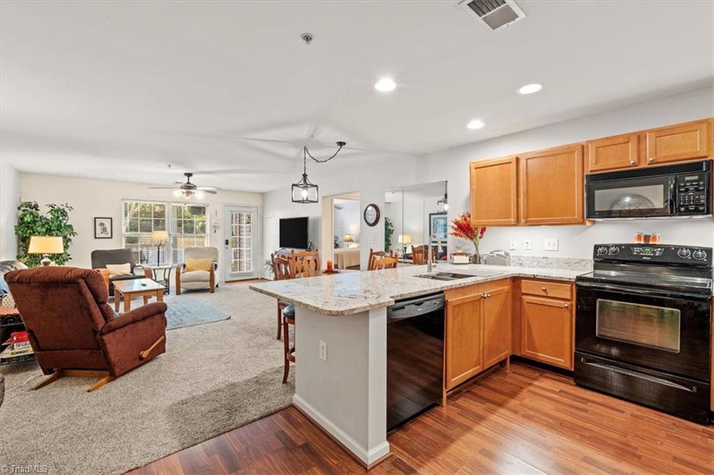 3710 Cotswold Avenue