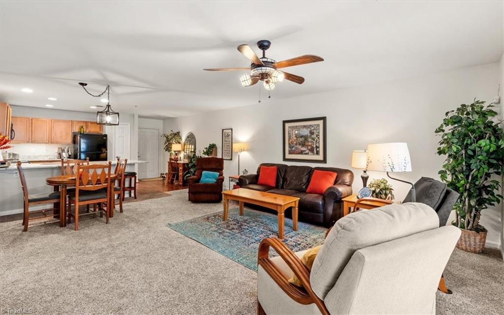 3710 Cotswold Avenue