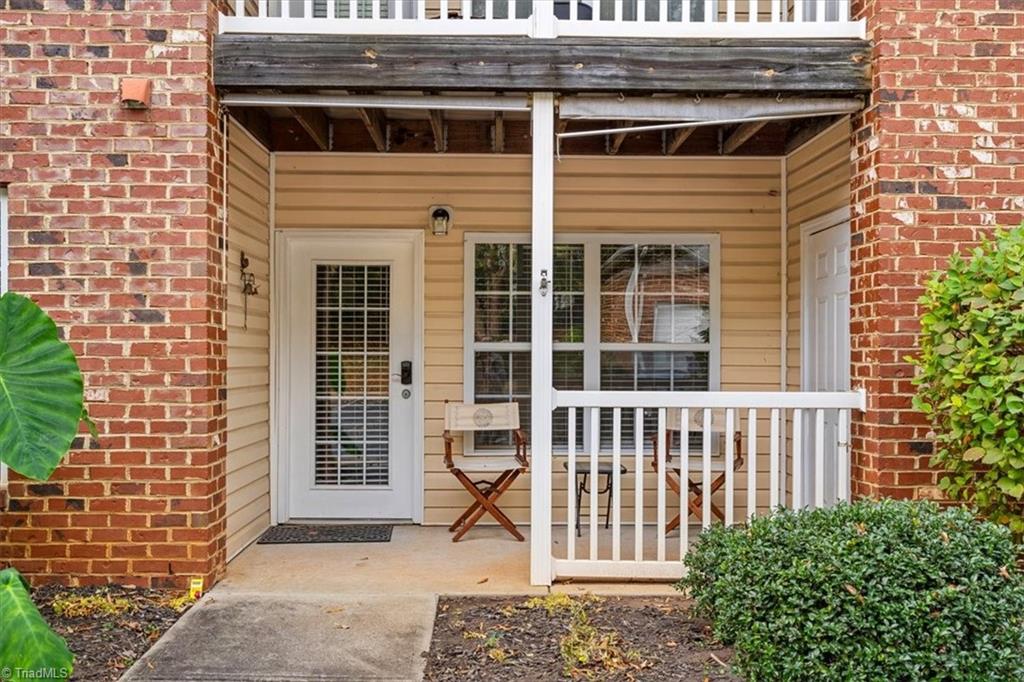 3710 Cotswold Avenue